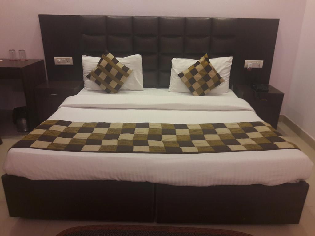 Hotel Smart Inn 2 뉴델리 외부 사진