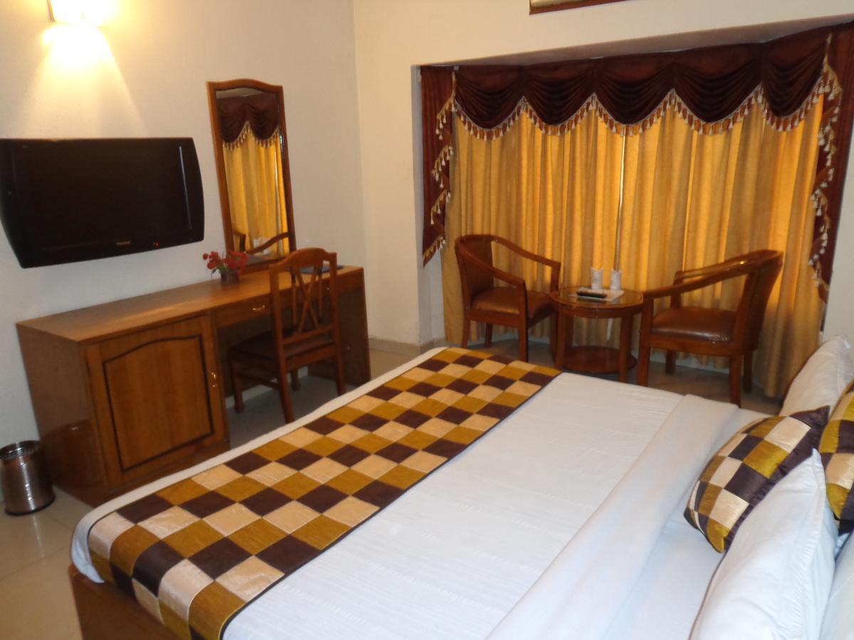 Hotel Smart Inn 2 뉴델리 외부 사진