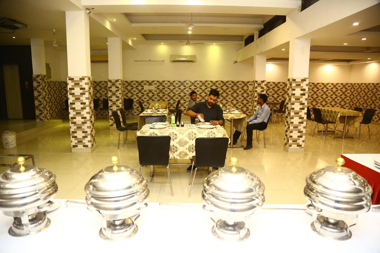 Hotel Smart Inn 2 뉴델리 외부 사진