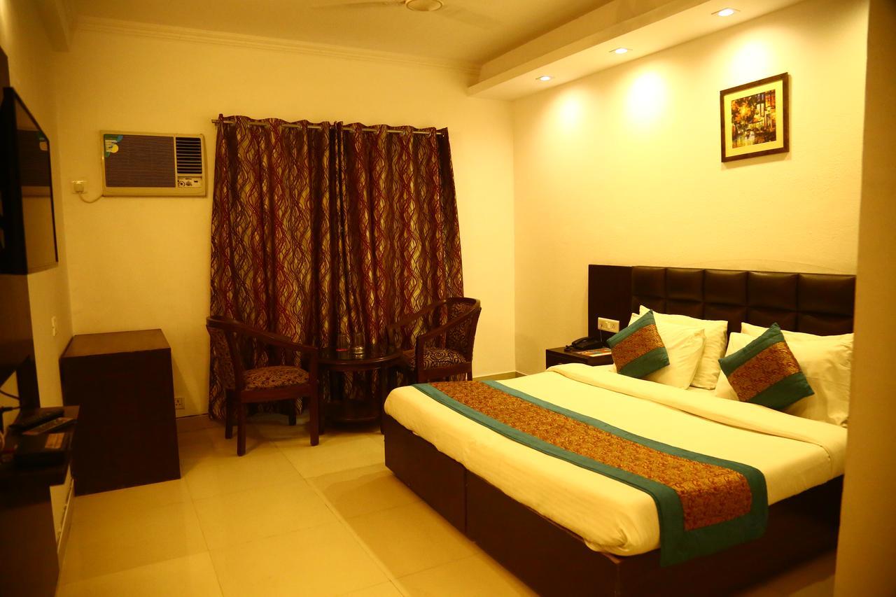 Hotel Smart Inn 2 뉴델리 외부 사진